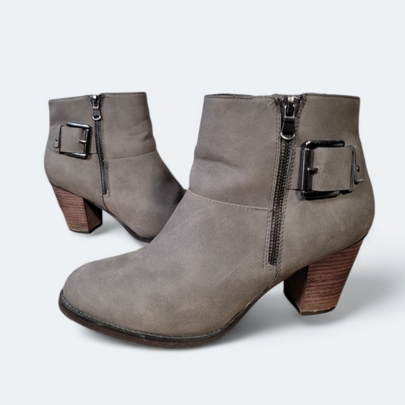 Sugar Ebba Vegan Leather Gray ankle boots Size 10 - Picture 1 of 17